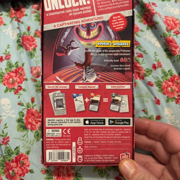 Unlock! Squeek and Sausage - Escape Room Card Game LIKE NEW - Picture 2 of 3